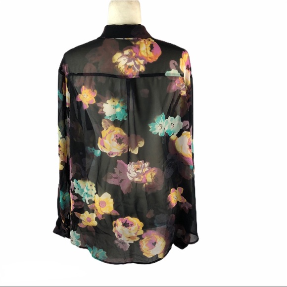 Decree Floral Chiffon Button Down Shirt - Picture 5 of 9